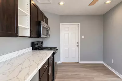 143 Twin Lakes Lane, Bastrop, TX 78602 - Photo 6