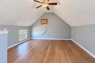 143 Twin Lakes Ln, Bastrop, TX 78602 - Photo 8
