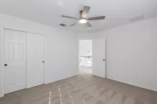 309 Altamont St, Hutto, TX 78634 - Photo 20