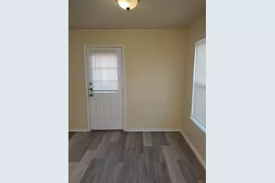 1020 Christopher Avenue #B, Round Rock, TX 78681 - Photo 6