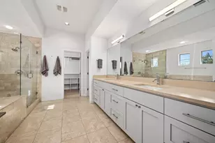 814 E 46th St, Austin, TX 78751 - Photo 24
