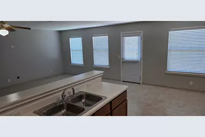 1304 Anna Palm Way, Round Rock, TX 78665 - Photo 10