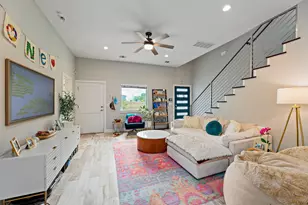 7600 Carver Ave, Austin, TX 78752 - Photo 4