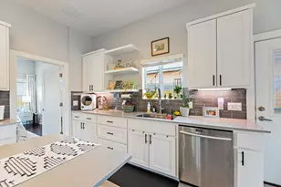 7600 Carver Ave, Austin, TX 78752 - Photo 8