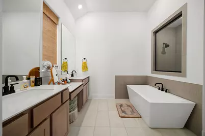 2008 Tobiano Trace, Georgetown, TX 78633 - Photo 16