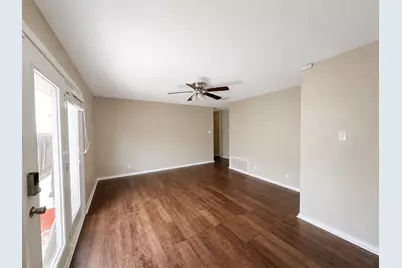 5624 Signal Point, Austin, TX 78724 - Photo 2