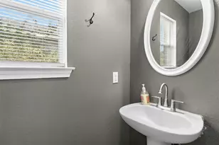 203 Pheasant Trail, Bastrop, TX 78602 - Photo 22