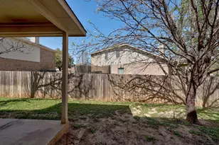 2049 Rachel Ln, Round Rock, TX 78664 - Photo 32