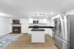 2401 Leon St, Austin, TX 78705 - Photo 10