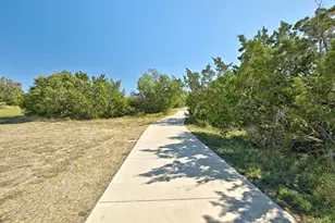 266 Diamond Point Dr, Dripping Springs, TX 78620 - Photo 32