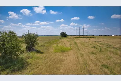35 Ih, Jarrell, TX 76537 - Photo 18