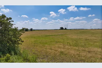 35 Ih, Jarrell, TX 76537 - Photo 14
