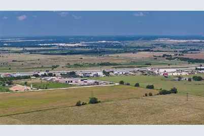 35 Ih, Jarrell, TX 76537 - Photo 6