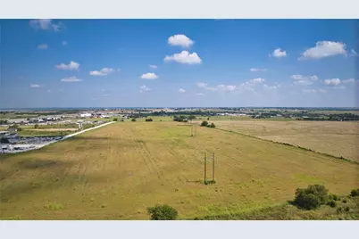 35 Ih, Jarrell, TX 76537 - Photo 22