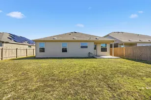 709 Carol Dr, Hutto, TX 78634 - Photo 20