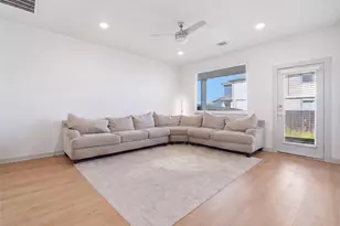 515 Millbrook Blvd, San Marcos, TX 78666 - Photo 6