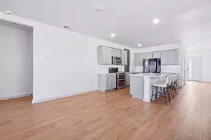 515 Millbrook Blvd, San Marcos, TX 78666 - Photo 8