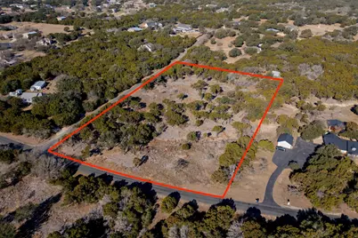 525 W Ridgewood Road, Georgetown, TX 78633 - Photo 1