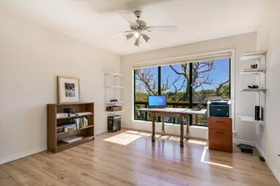 23521 Flat Creek Drive, Marble Falls, TX 78654 - Photo 20