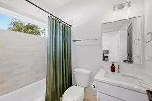 5314 Donovan Gdns Ln, Houston, TX 77091 - Photo 12