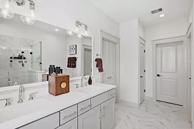5314 Donovan Gardens Lane, Houston, TX 77091 - Photo 32
