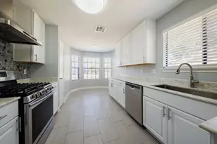 808 Primrose Ln, Cedar Park, TX 78613 - Photo 2