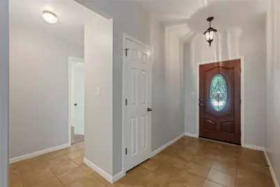 1801 Creek Crest Way, Round Rock, TX 78664 - Photo 4
