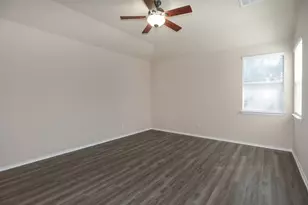 1612 Melissa Oaks Ln, Austin, TX 78744 - Photo 20