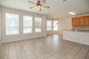 1612 Melissa Oaks Ln, Austin, TX 78744 - Photo 12