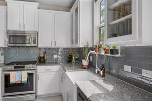 610 Bernstein St, Austin, TX 78745 - Photo 12