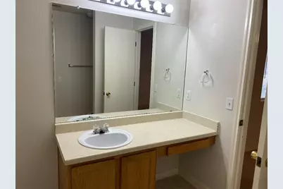 4000 Barlow Drive, Round Rock, TX 78681 - Photo 12