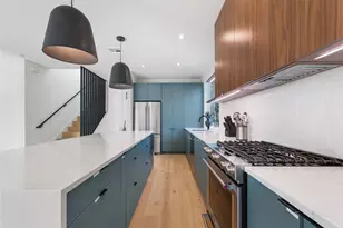 3201 Holton St, Austin, TX 78702 - Photo 8