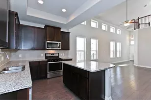 9802 Tanglemede St, Austin, TX 78748 - Photo 10