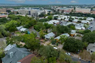 708 W 35th St, Austin, TX 78705 - Photo 14