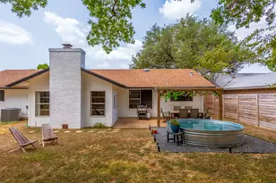 10201 Parkfield Dr, Austin, TX 78758 - Photo 32