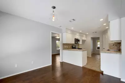 6307 Smith Oak Trail, Austin, TX 78749 - Photo 10