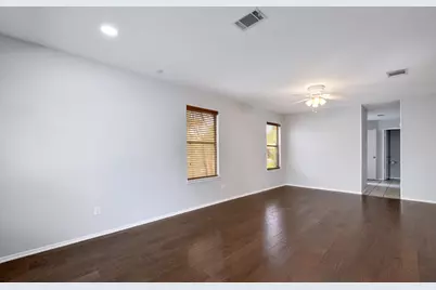 6307 Smith Oak Trail, Austin, TX 78749 - Photo 16