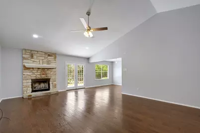 6307 Smith Oak Trail, Austin, TX 78749 - Photo 6