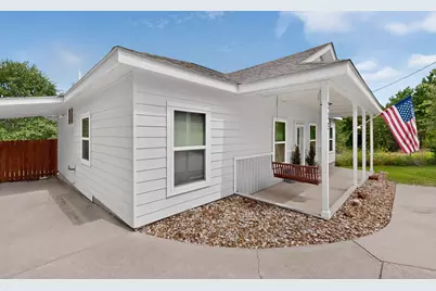 212 Kipahulu Drive, Bastrop, TX 78602 - Photo 4