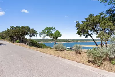 6203 Lakeshore Drive, Lago Vista, TX 78645 - Photo 10