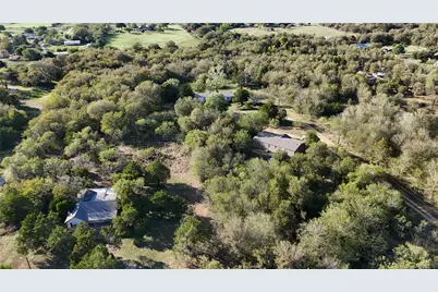 211 Lower Elgin Road, Elgin, TX 78621 - Photo 6