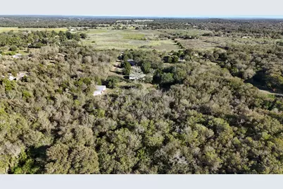 211 Lower Elgin Road, Elgin, TX 78621 - Photo 4