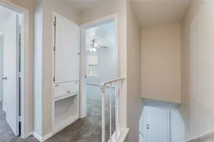 210 Lake Dr W, Taylor, TX 76574 - Photo 10