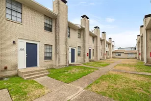 210 Lake Dr W, Taylor, TX 76574 - Photo 14