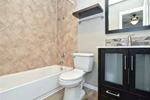 8905 Pineridge Dr, Austin, TX 78729 - Photo 10