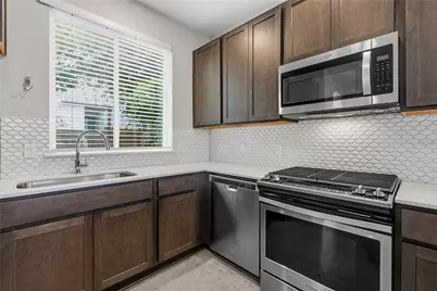 801 N Bluff Drive #33, Austin, TX 78745 - Photo 8