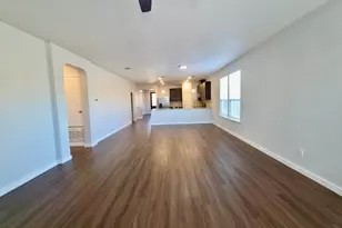 1005 Estes Park, Taylor, TX 76574 - Photo 8