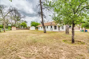 3520 Gonzales St, Austin, TX 78702 - Photo 4