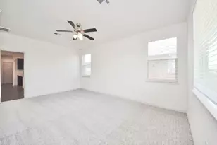 18325 Urbano Dr, Pflugerville, TX 78660 - Photo 12