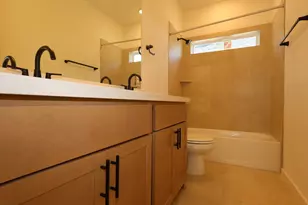 152 Bishop Wood Rd, Dripping Springs, TX 78620 - Photo 12